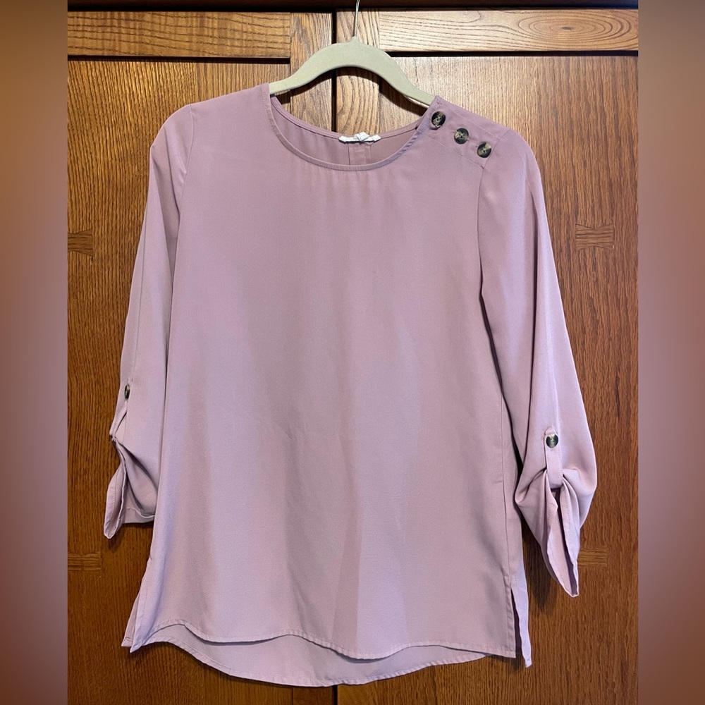 Women’s purple blouse size xs